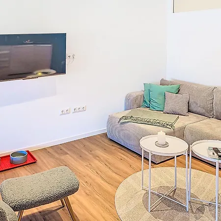 Appartement Hundegutshof-5 By Interhome